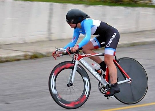 Molnar est championne canadienne au contre-la-montre