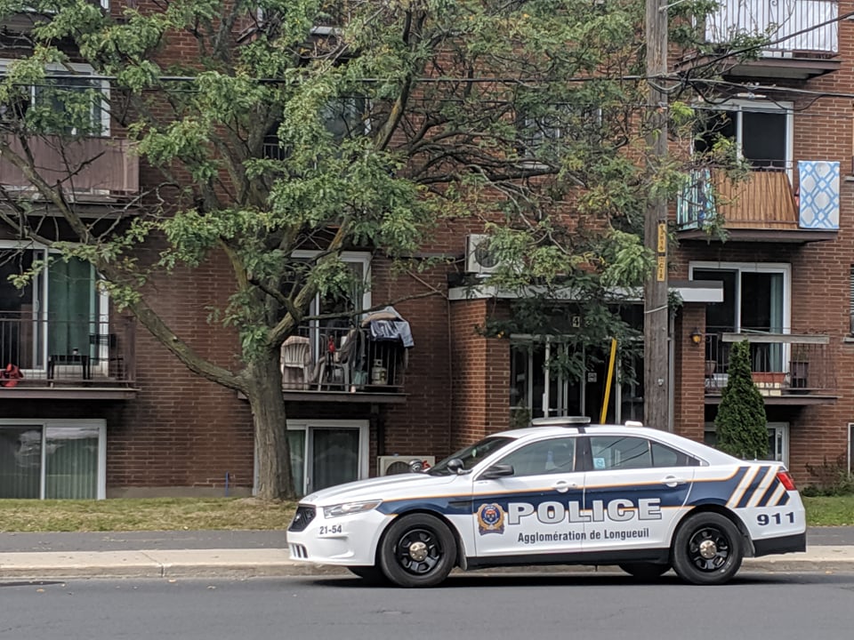 Mort suspecte d’un homme à Longueuil