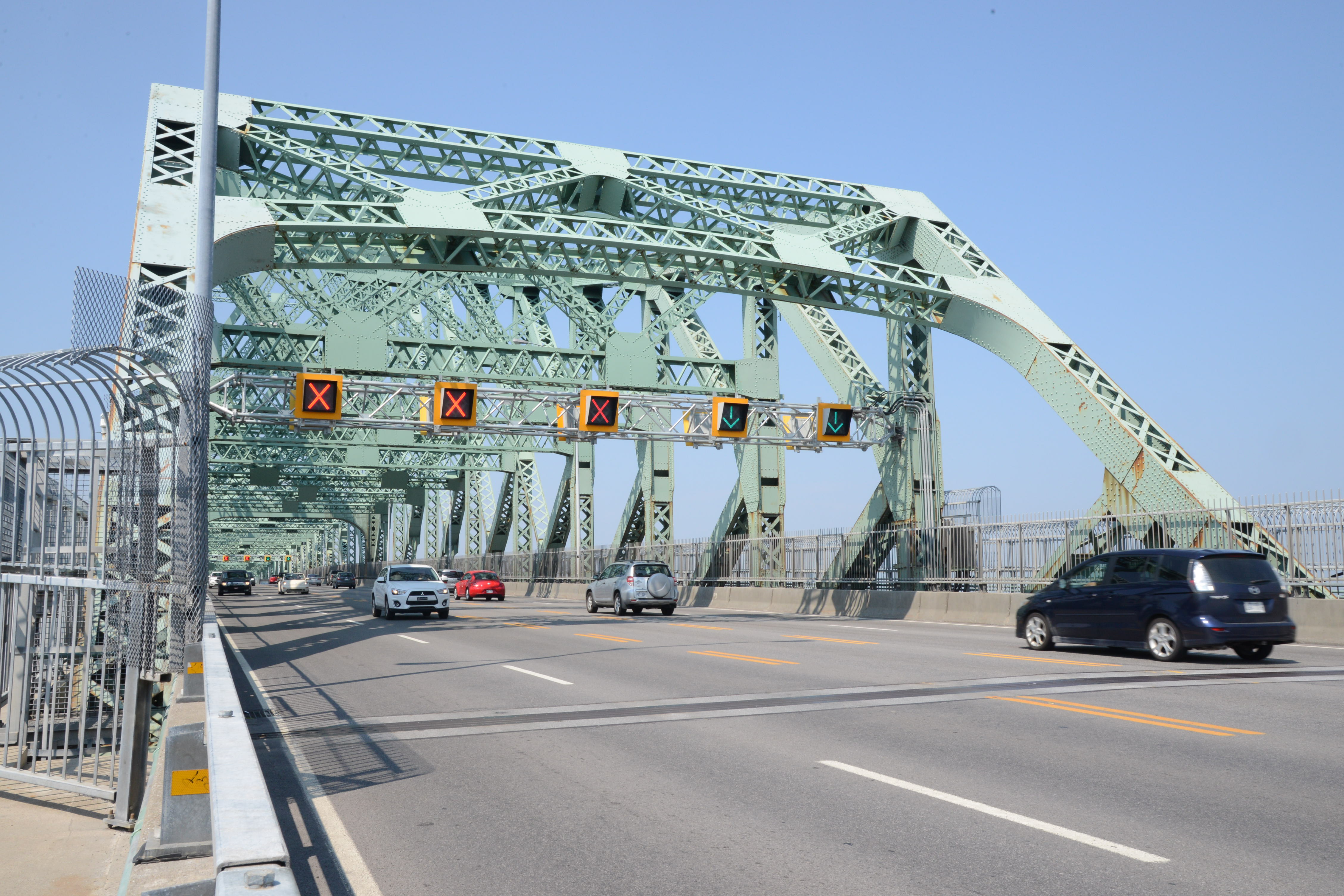 Coup d&rsquo;éclat pour l&rsquo;environnement : réouverture du pont Jacques-Cartier