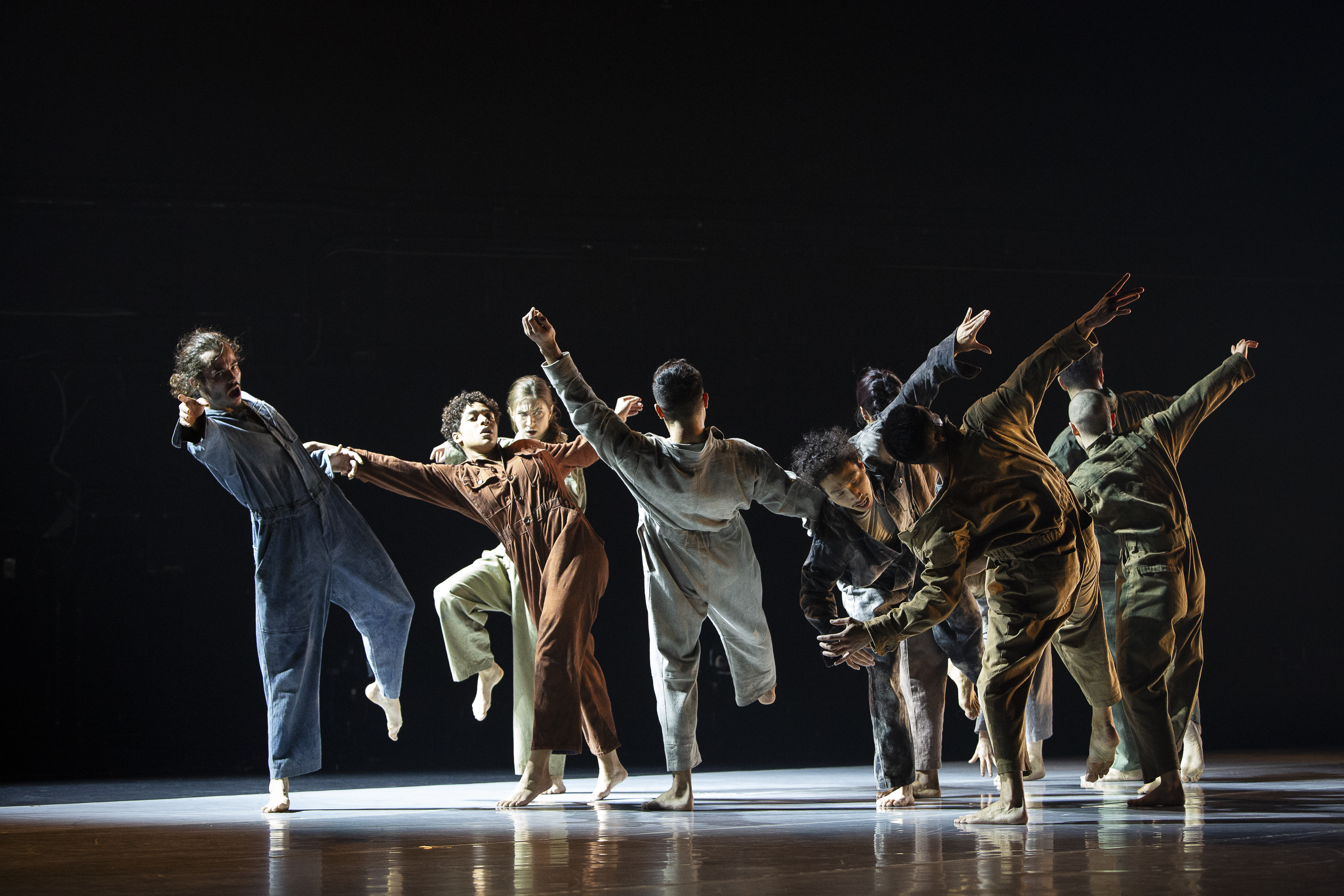 Laissez-vous emporter dans les univers fabuleux du conte et de la danse au TDLV