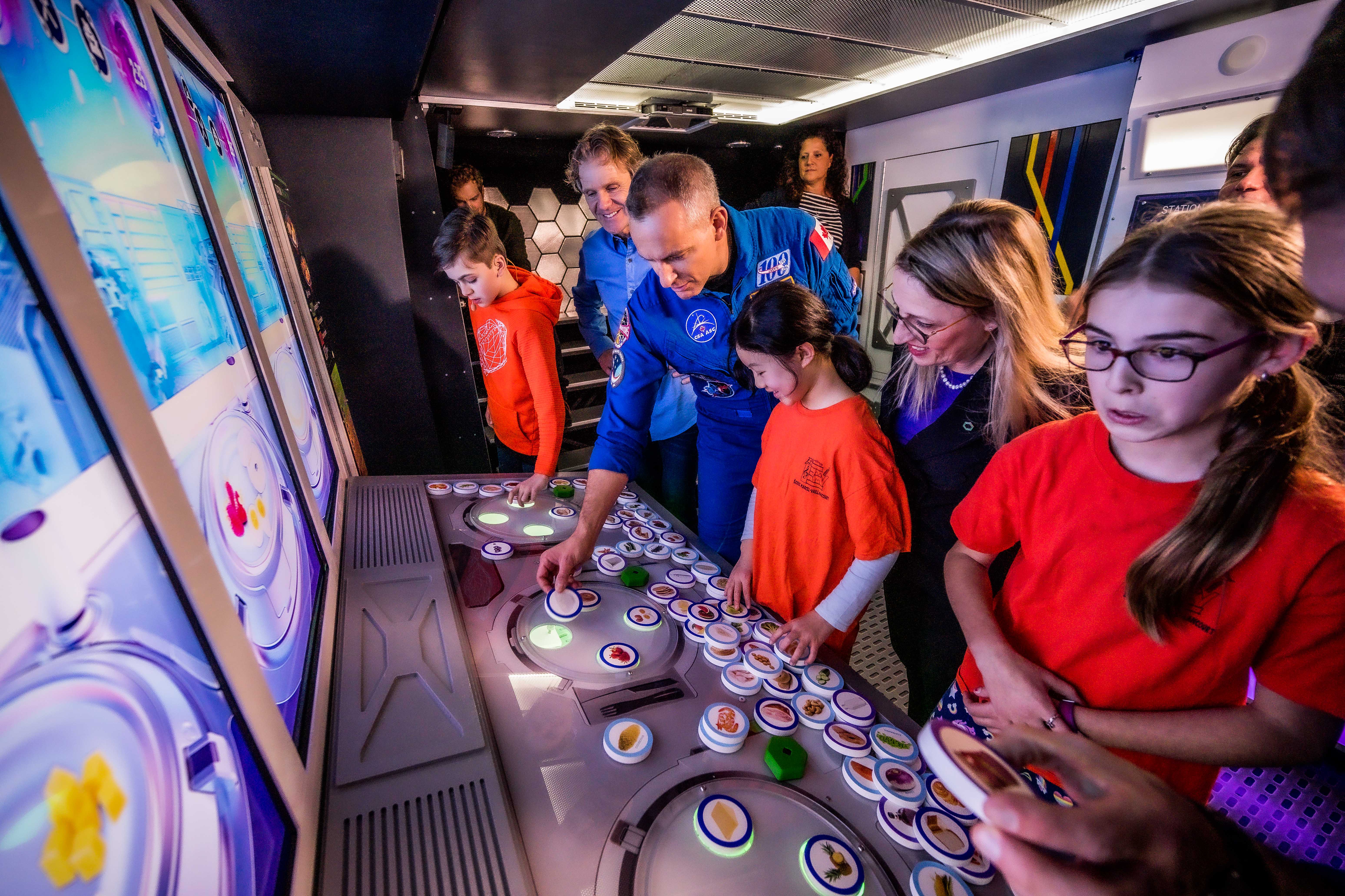 L’Agence spatiale canadienne se joint au Grand défi Pierre Lavoie et son nouveau Véhicube