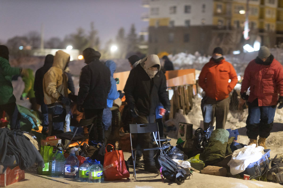 Démantèlement de la barricade ferroviaire: Longueuil souligne le travail de ses policiers