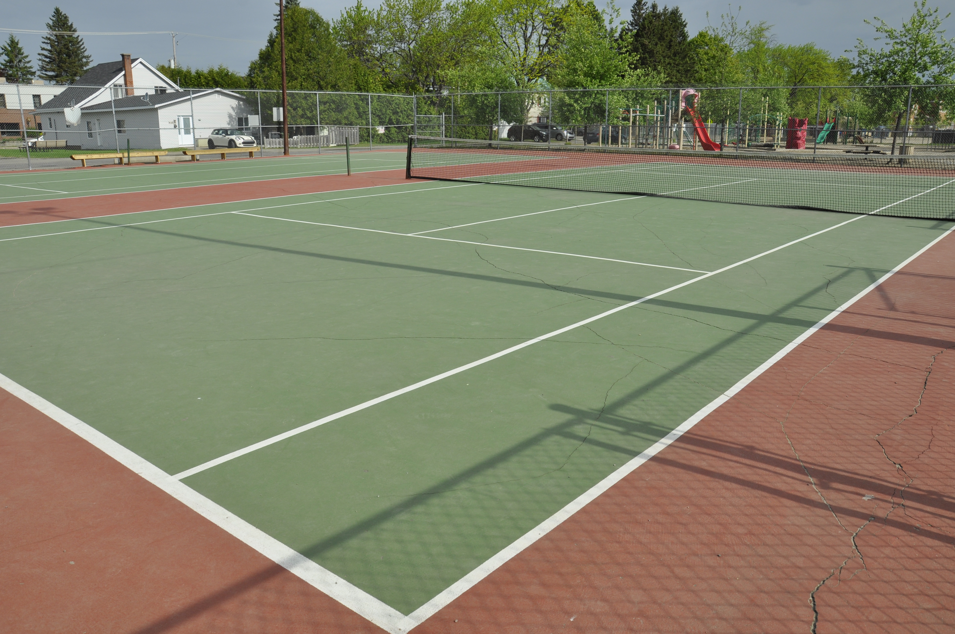 Les terrains de tennis de Saint-Lambert ouverts dès le 23 mai