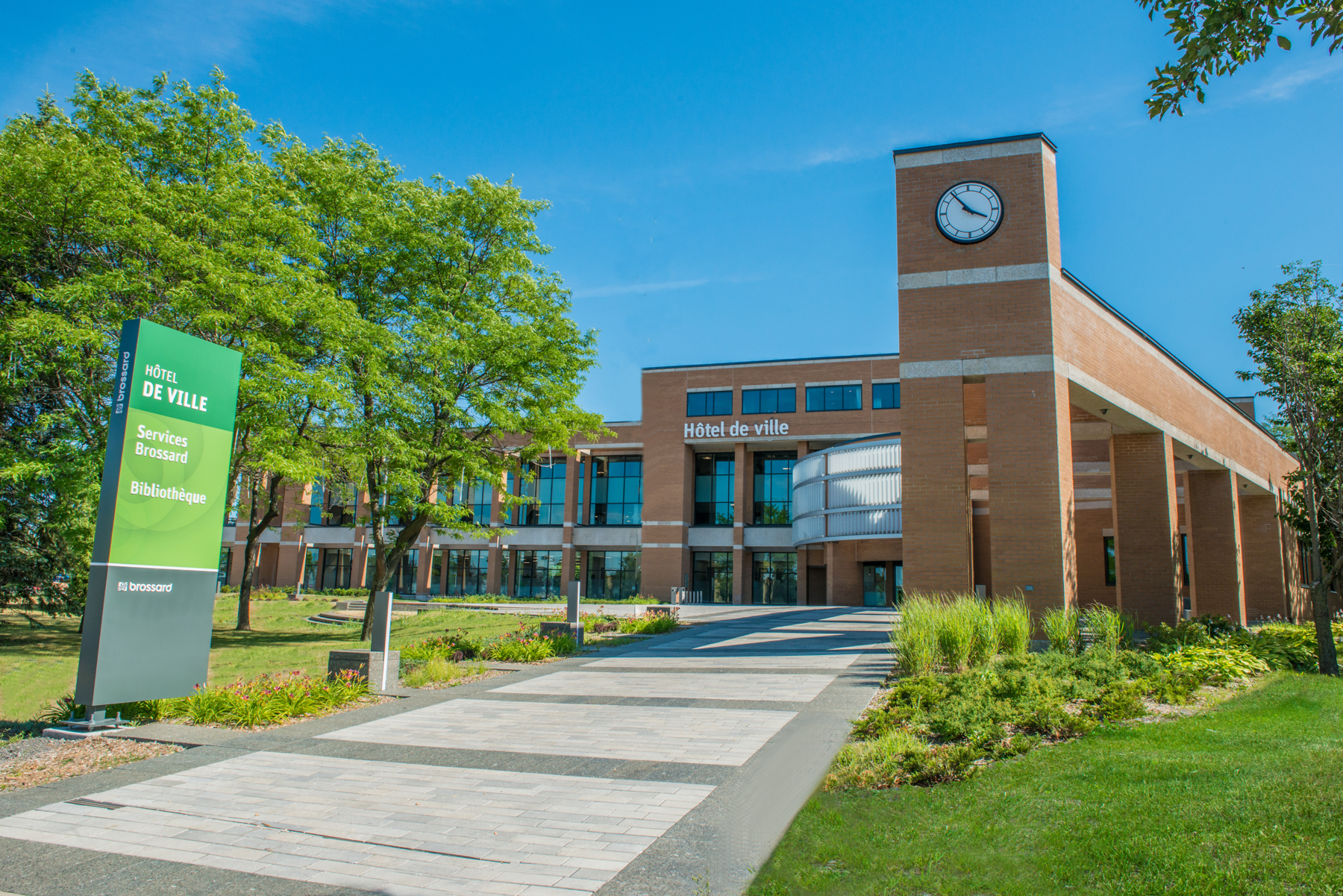 Brossard: les services aux citoyens accessibles sur rendez-vous