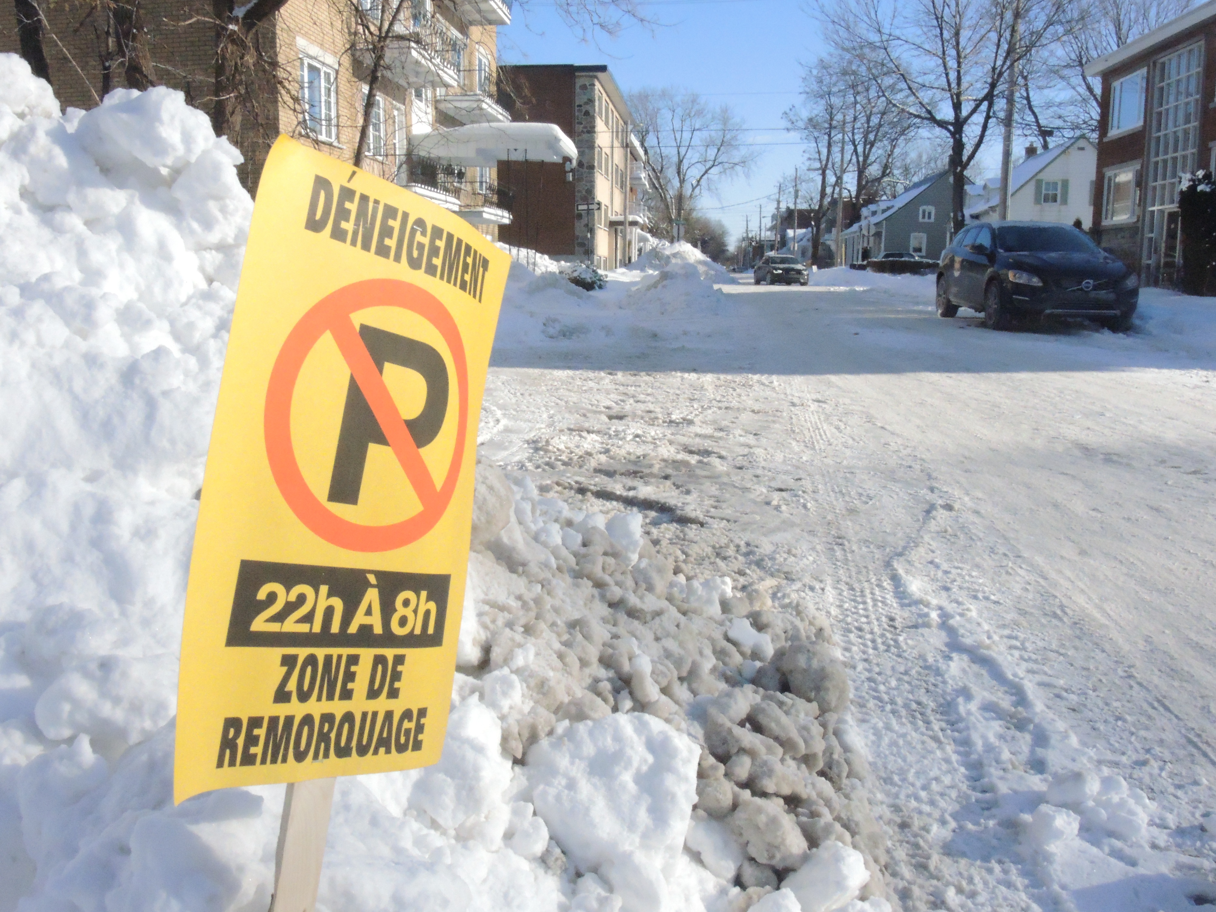 Les deux trottoirs seront déneigés dans les rues locales de Longueuil