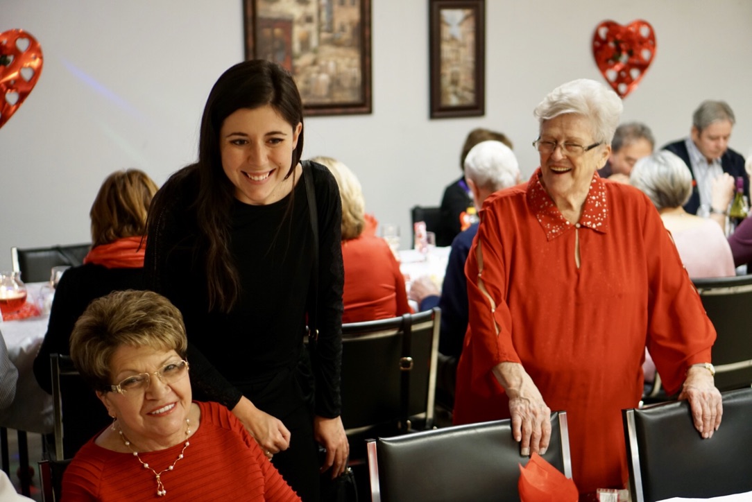 Catherine Fournier organise une opération d’envoi de lettres d’enfants à des aînés du Vieux-Longueuil