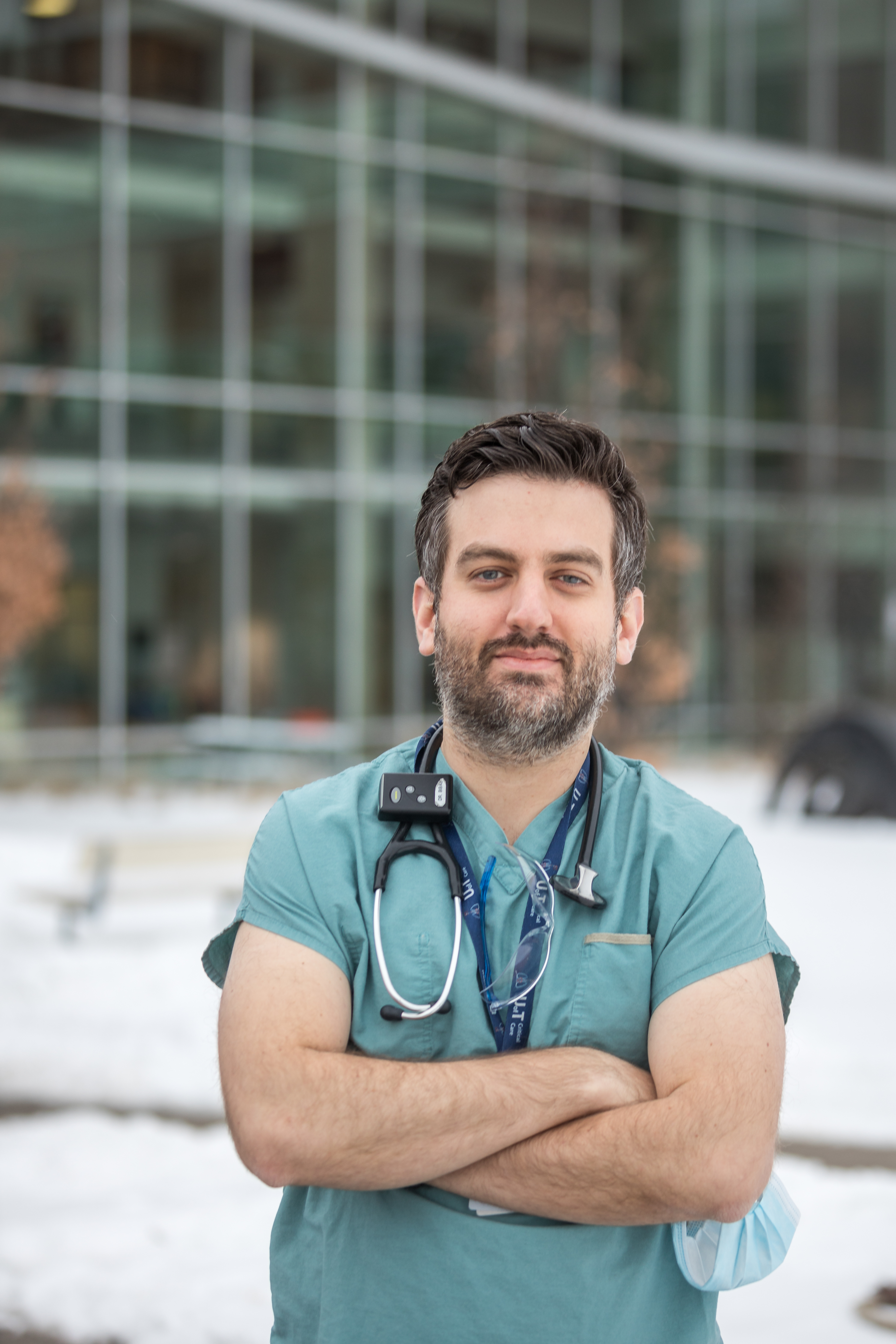 Hôpitaux à Longueuil: entrevue avec deux intensivistes