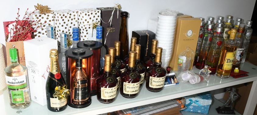 Une vendeuse d’alcool de contrefaçon démasquée