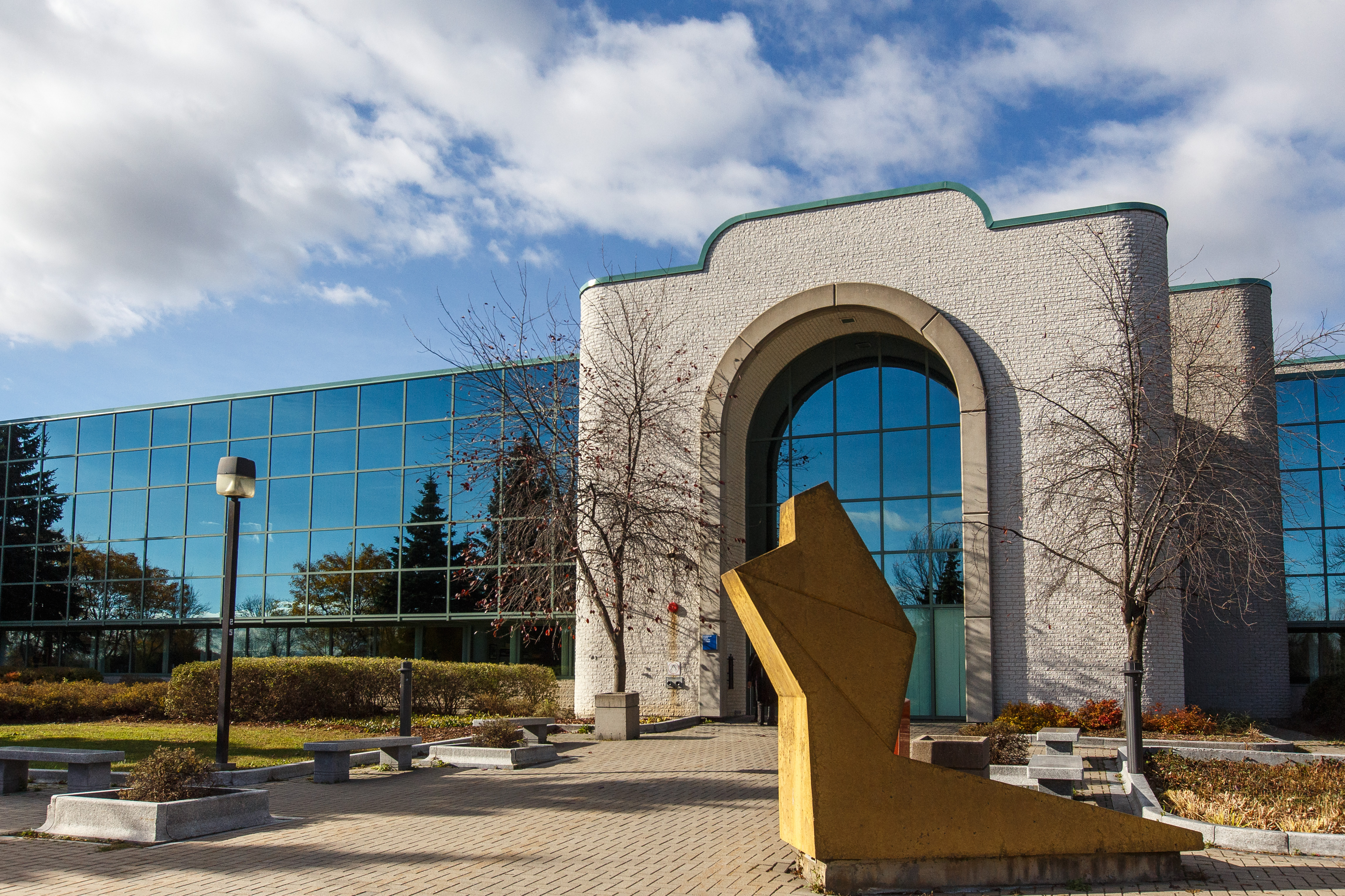Une mère n’a pas «fourni le nécessaire» à son enfant : 4 jours avant de soigner une fracture
