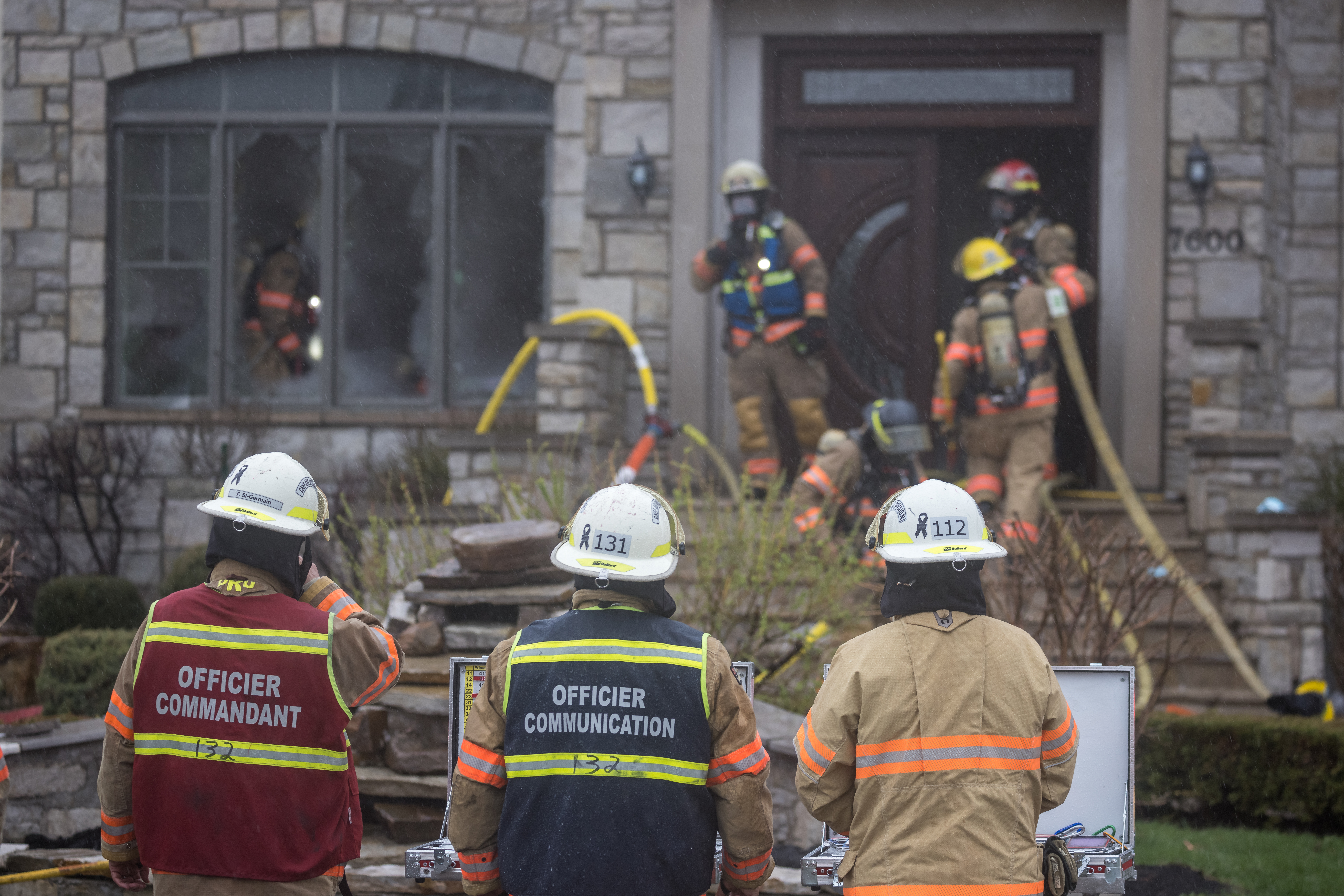 PHOTOS et VIDÉO- Incendie dans le Domaine de la Rive-Sud à Brossard
