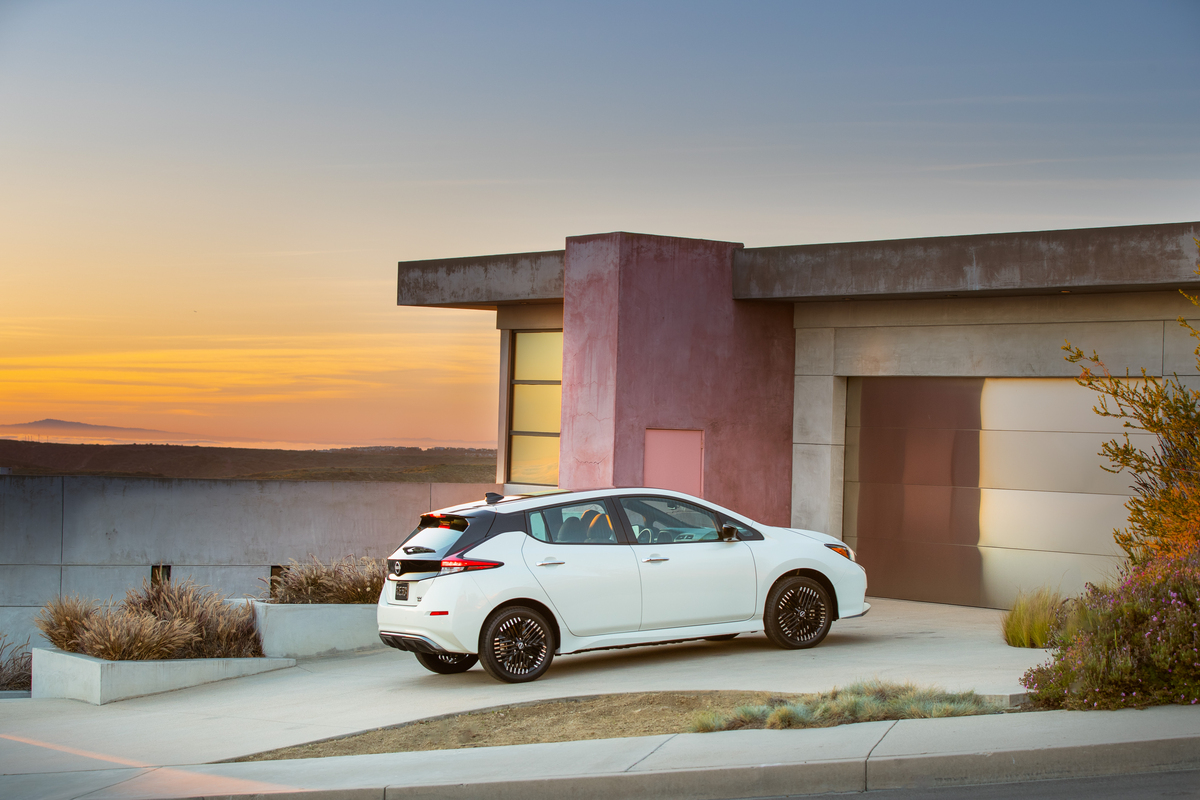Une Nissan LEAF redessinée pour cet été