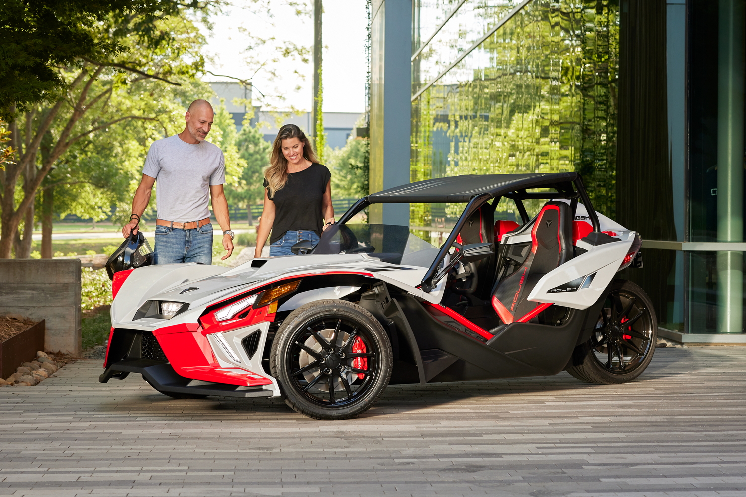 Avec le Slingshot Roush 2023, Polaris veut redorer sa gamme de 3-roues