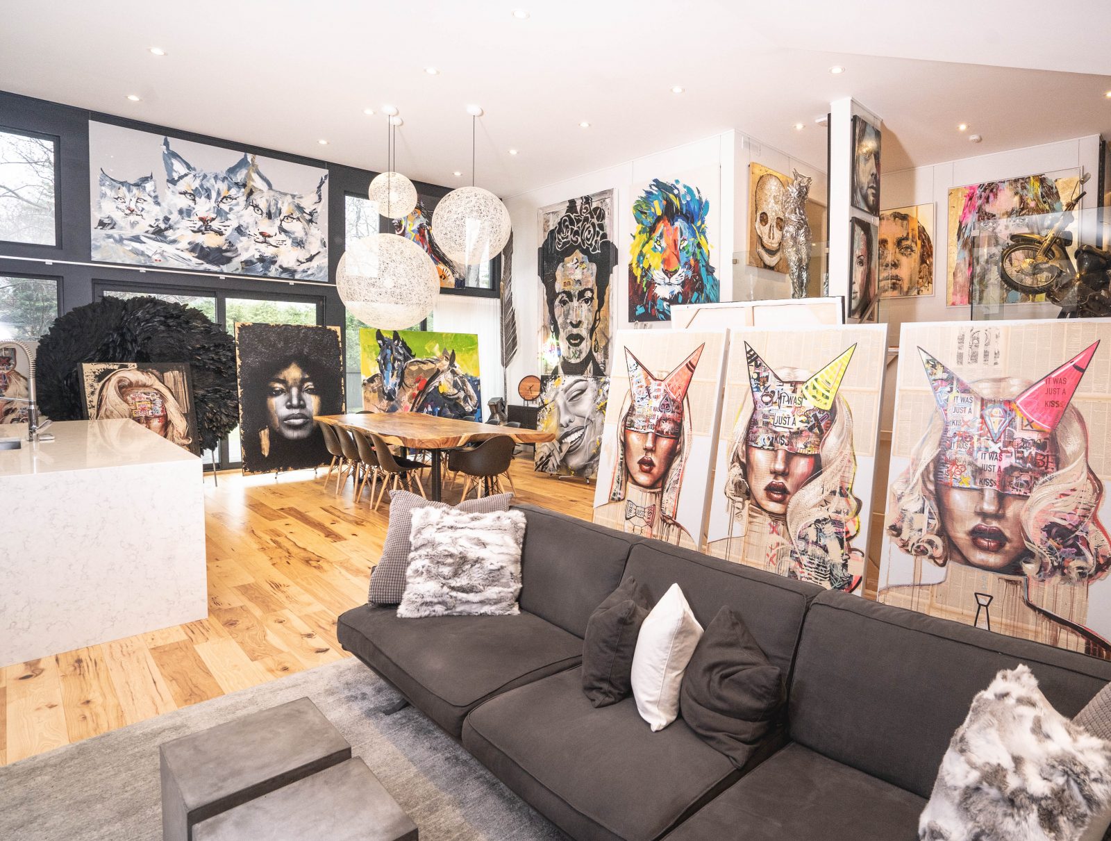 Une journaliste brossardoise remporte le Prix de la Femme hispanique 2021