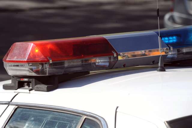 Comment ouvrir une bouteille de Champagne avec style