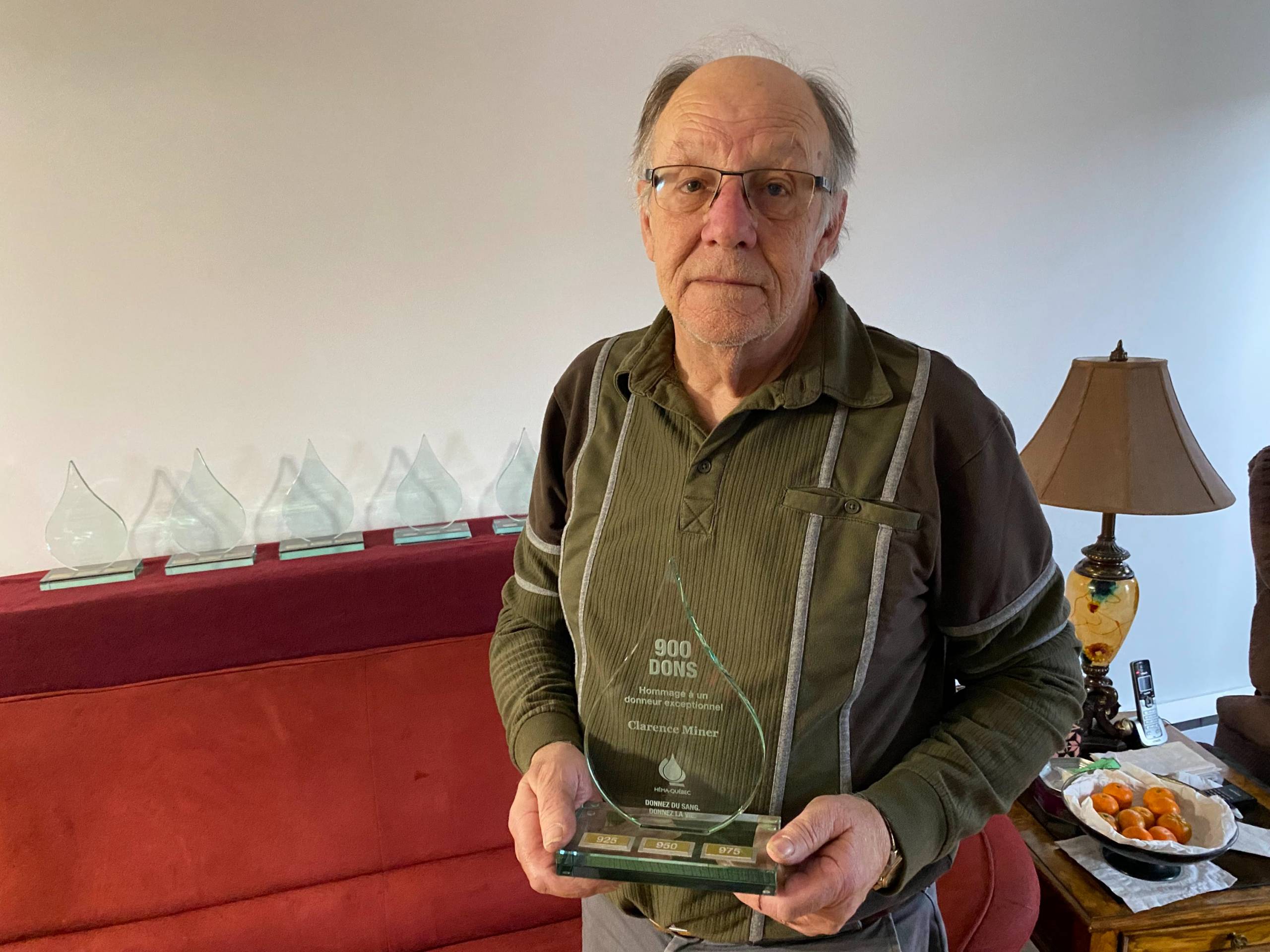 Ascenseur pour chien qui ne peut pas monter les marches