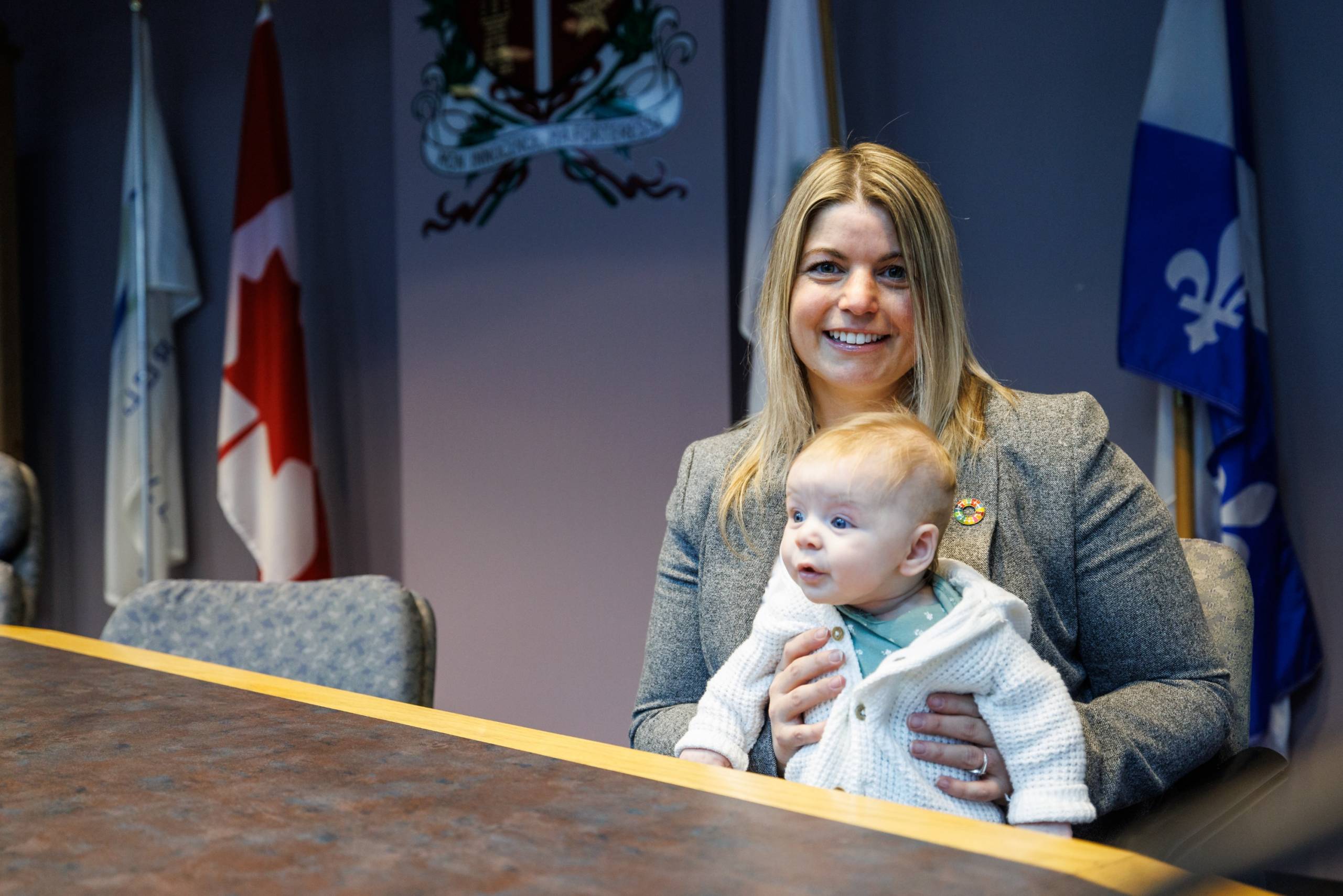 Les 2 loutres et le chat