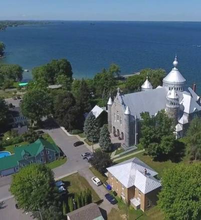 Quand le chien veut vraiment voir à l&rsquo;extérieur