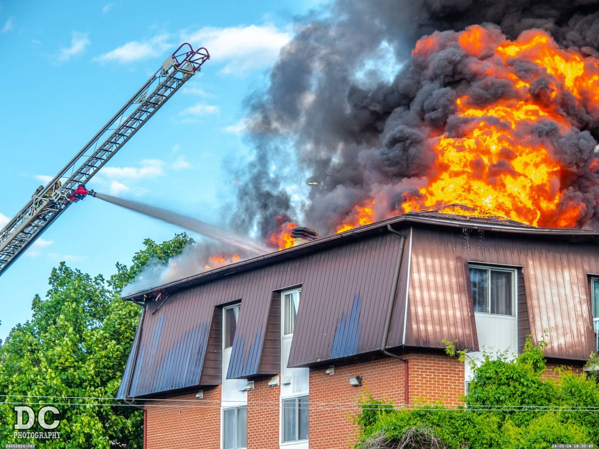 Il construit un manège dans sa maison