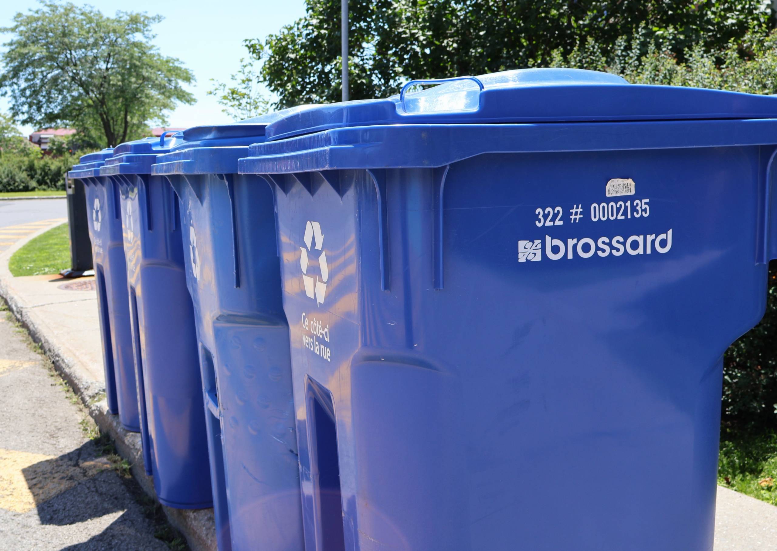 Bébé Charlotte Cardin chante Feel Good