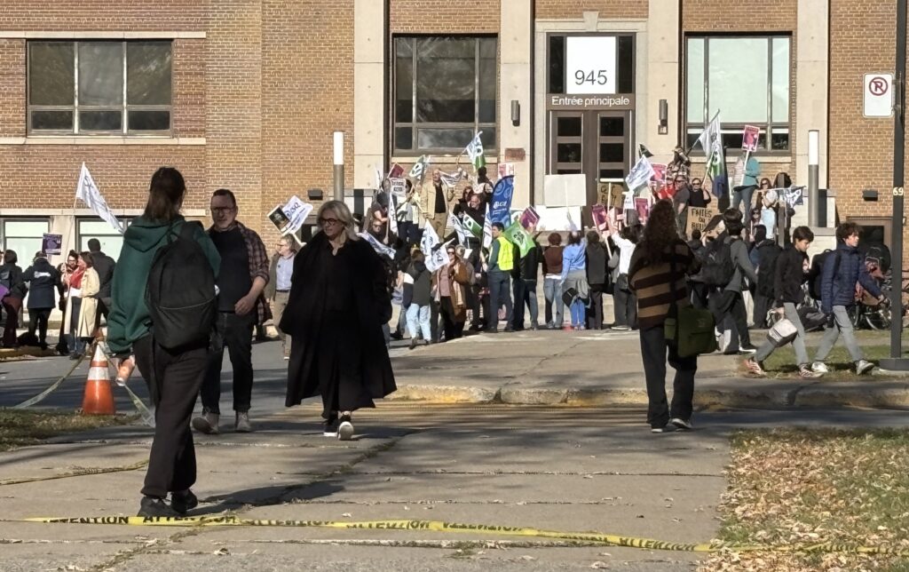 Manifestation cégep Édouard-Montpetit