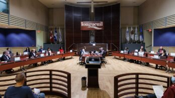 Rémunération des élus : c’est la fin du système de jetons à Longueuil