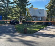 Longueuil : un bébé abandonné devant une maison