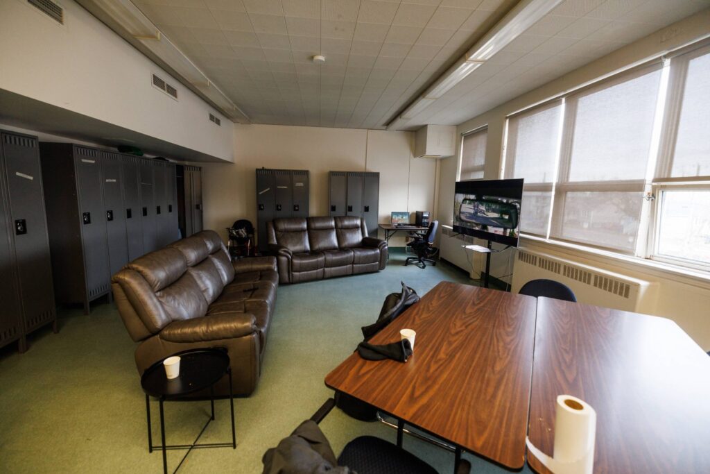 Nouveau-né abandonné : la femme a passé une partie de la nuit à la Halte du Coin