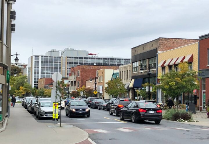 Boul. Taschereau et avenue Victoria : des taux d’inoccupation commerciale en baisse