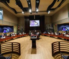 Longueuil : l’unique commission réunissant tous les élus voit le jour