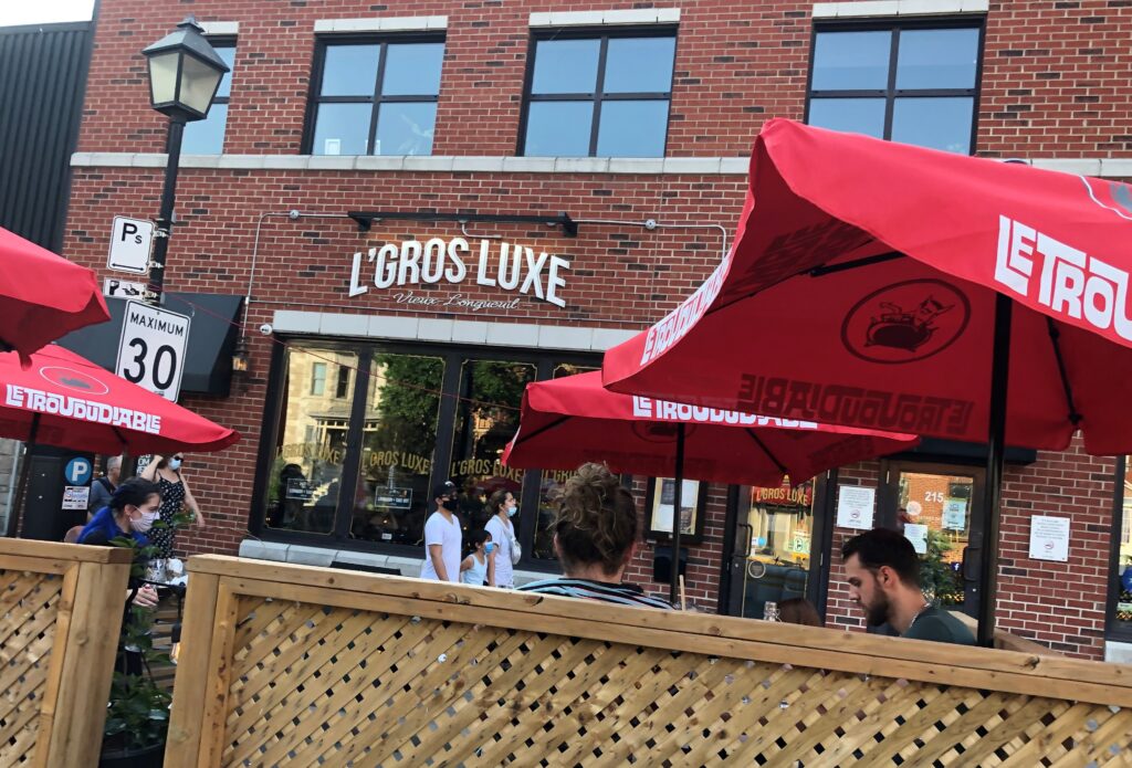 Un commerce de la rue Saint-Charles