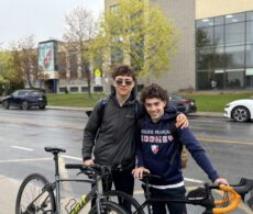 À vélo jusqu’à Toronto : le défi estival de deux ados de Longueuil