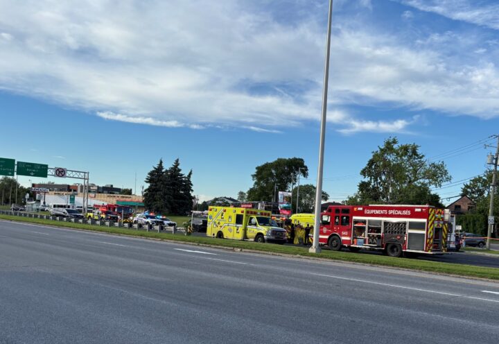 Longueuil : un piéton happé par un autobus est dans un état critique