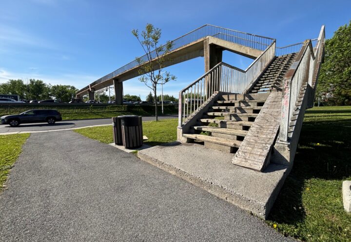 Longueuil : une passerelle piétonne sera démantelée