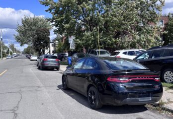 Véhicules sans plaque stationnés dans la rue : un flou persiste