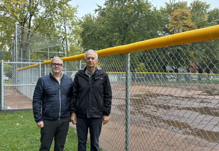 Saint-Lambert : conflit autour d’une clôture de baseball